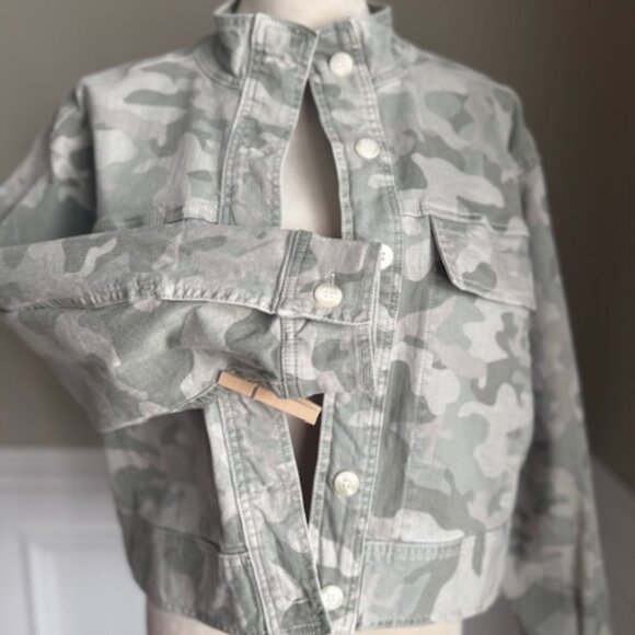 Anthropologie Muted Camo Denim Boyfriend Jacket - Picture 6 of 14